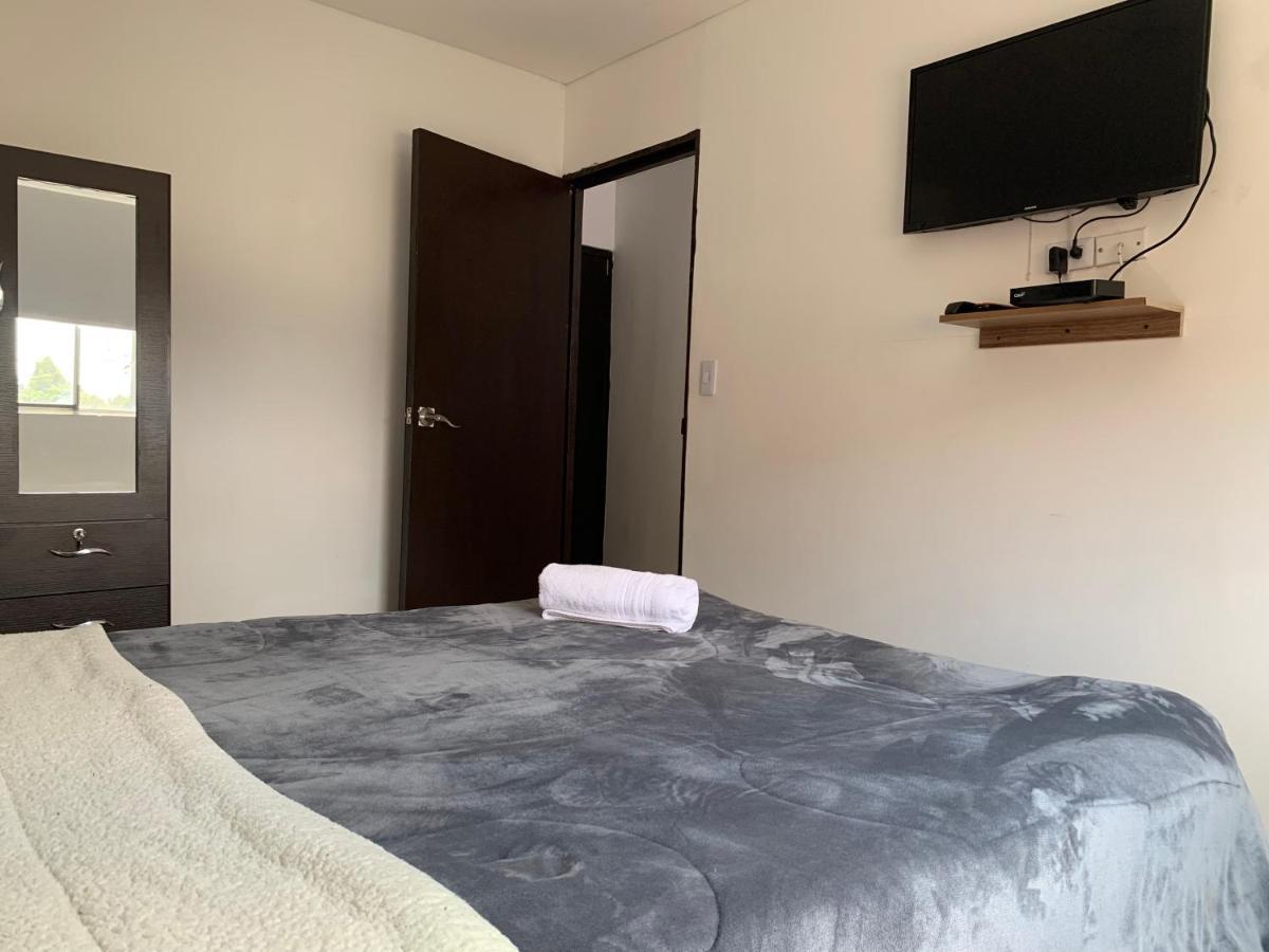 Apartamento Cerca Del Cc Titan Plaza Богота Екстериор снимка